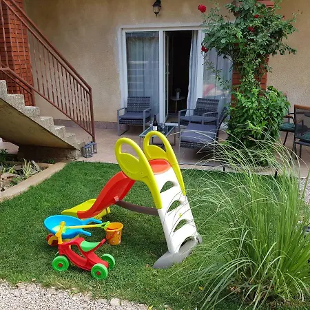 Leo-mar Apartmán